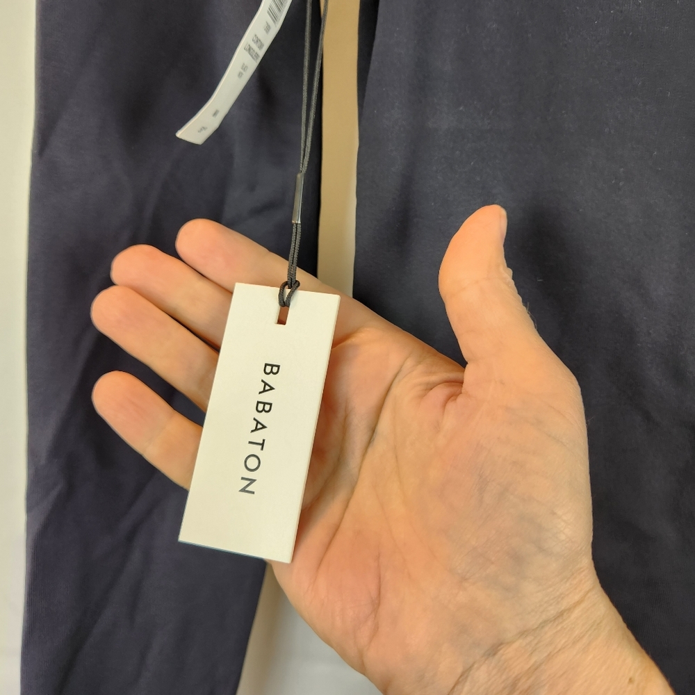 Aritzia Babaton Contour Long sleeve shirt size M BNWT - Picture 7 of 10
